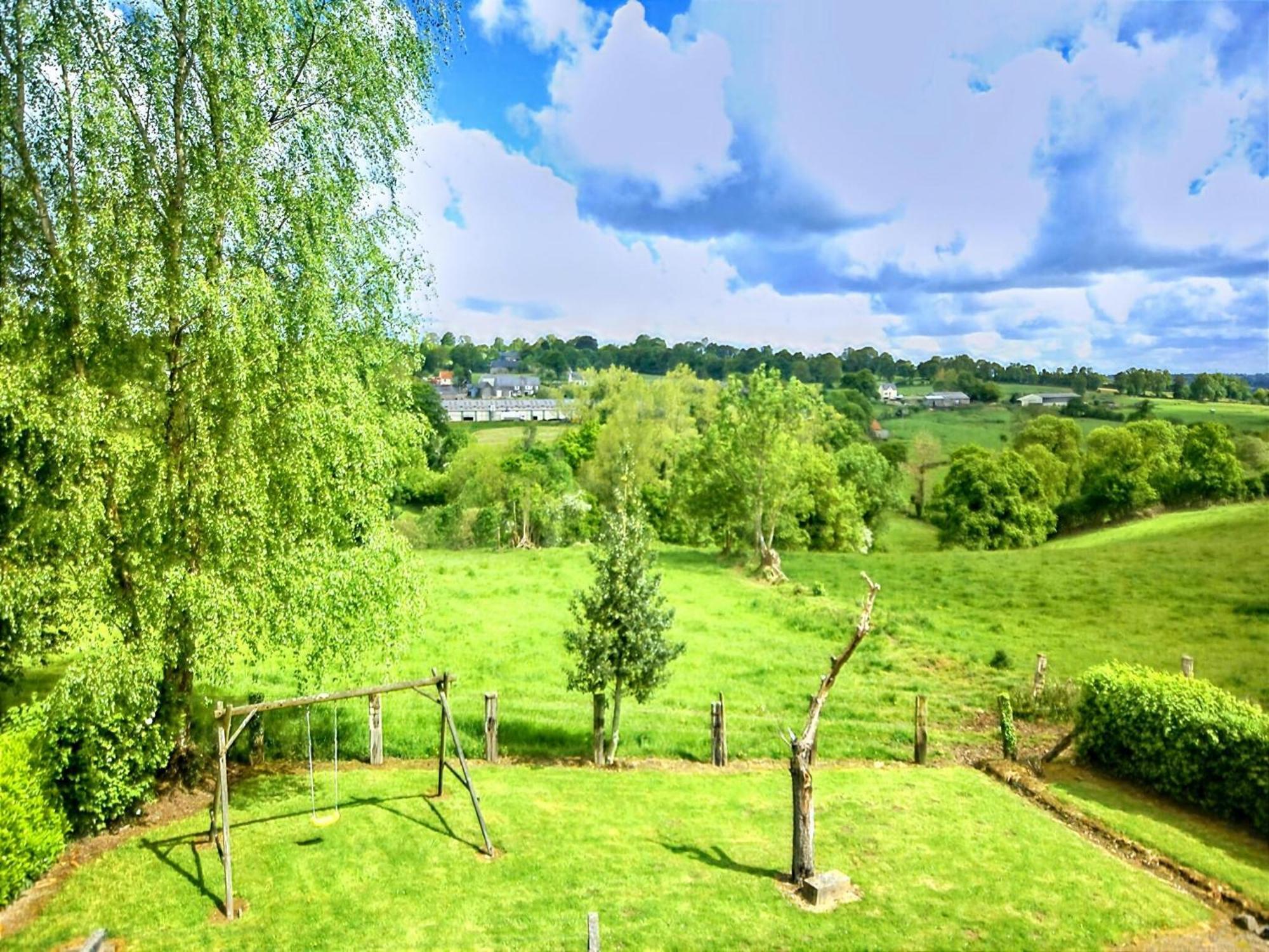 Holiday Home Close To Normandy Montaigu-les-Bois Dış mekan fotoğraf